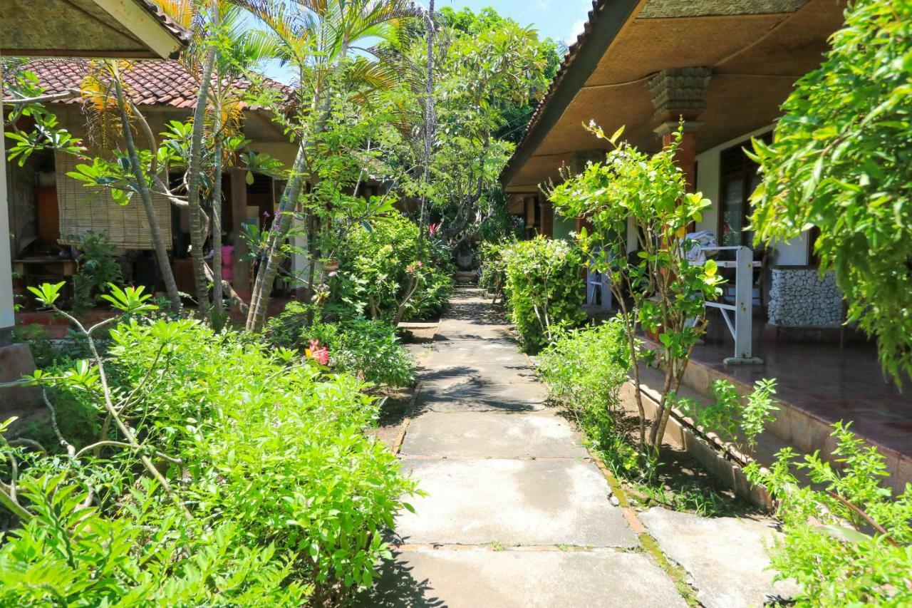 Mertha Jati Hotel Kuta  Exterior photo